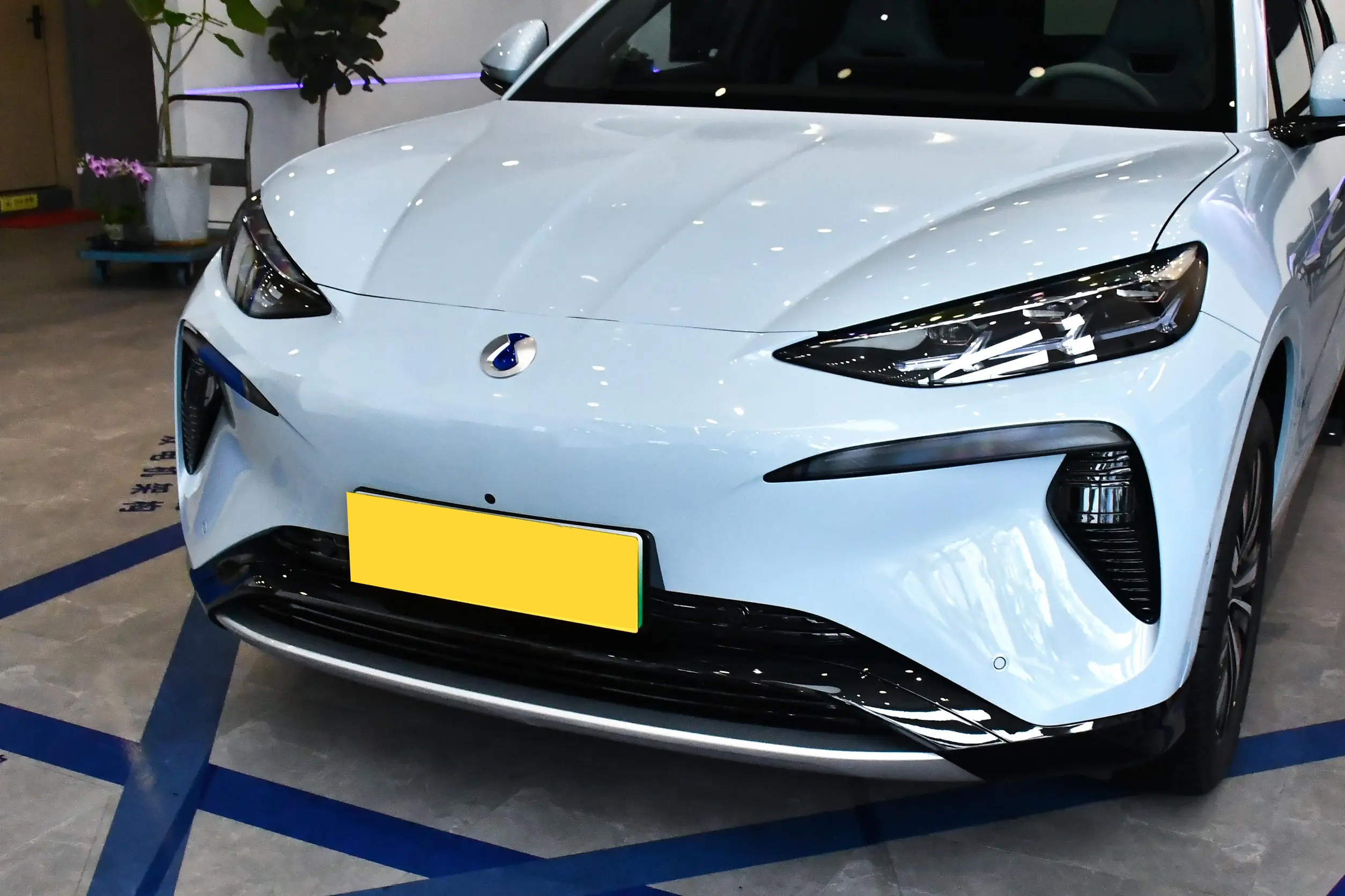 BYD Denza N7 EV Front Grille - Electric Vehicle Design