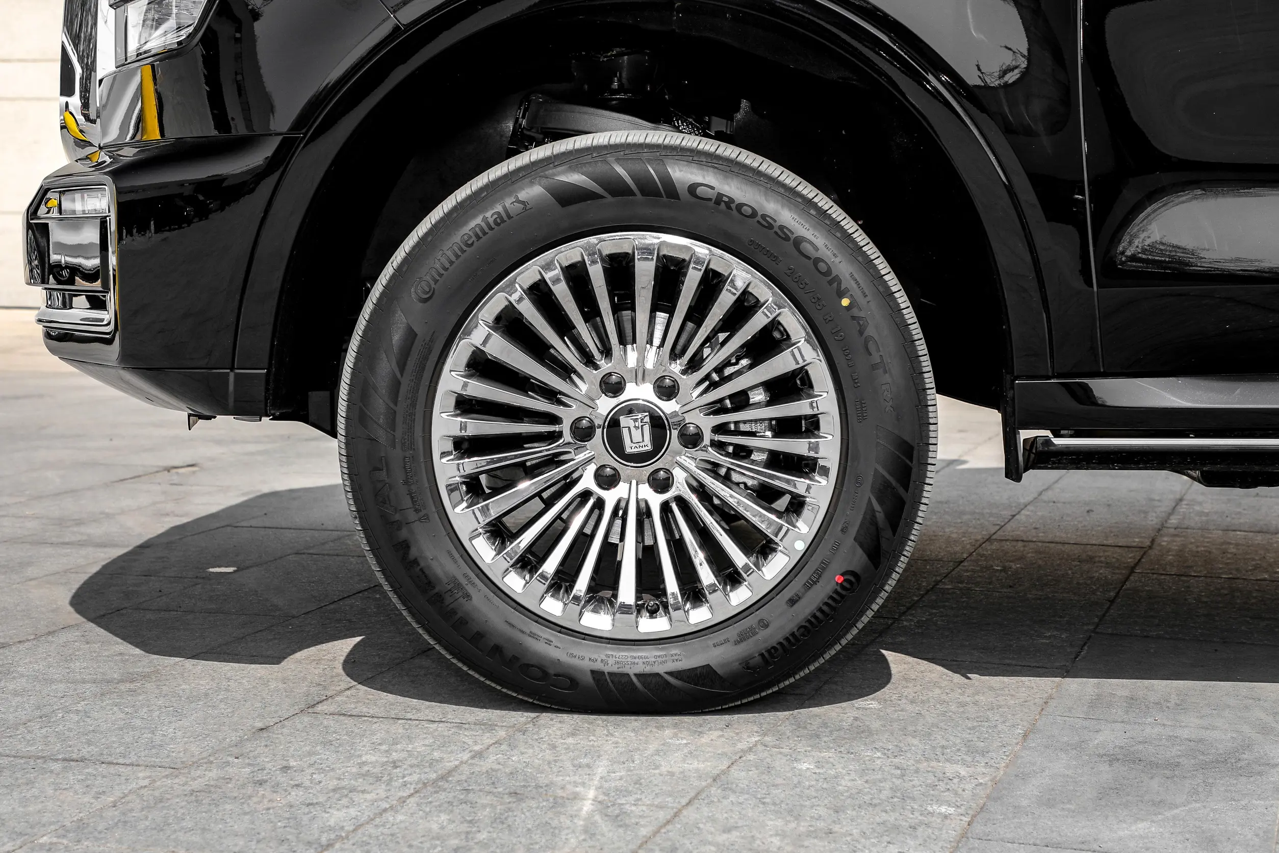 Tank 500 Alloy Wheels - Luxury SUV