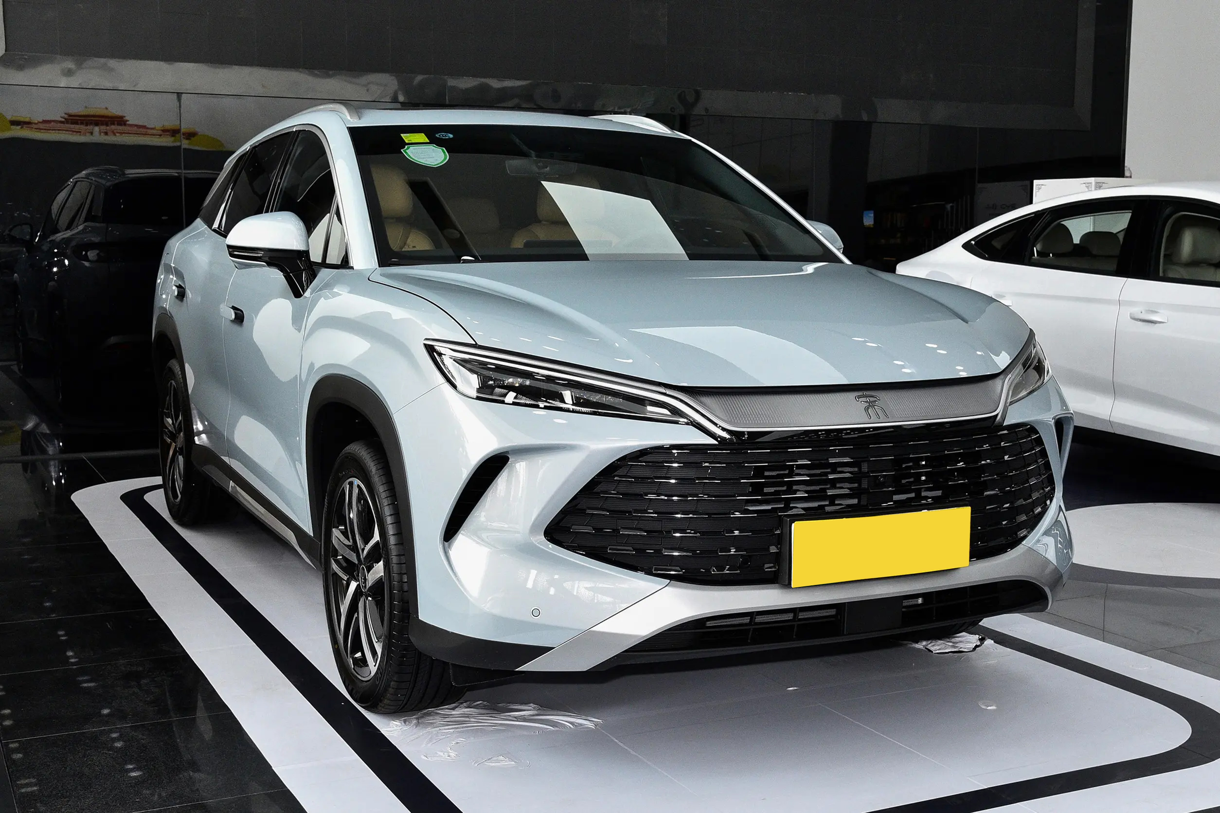 BYD SongL DM-i Front Angle - PHEV Technology