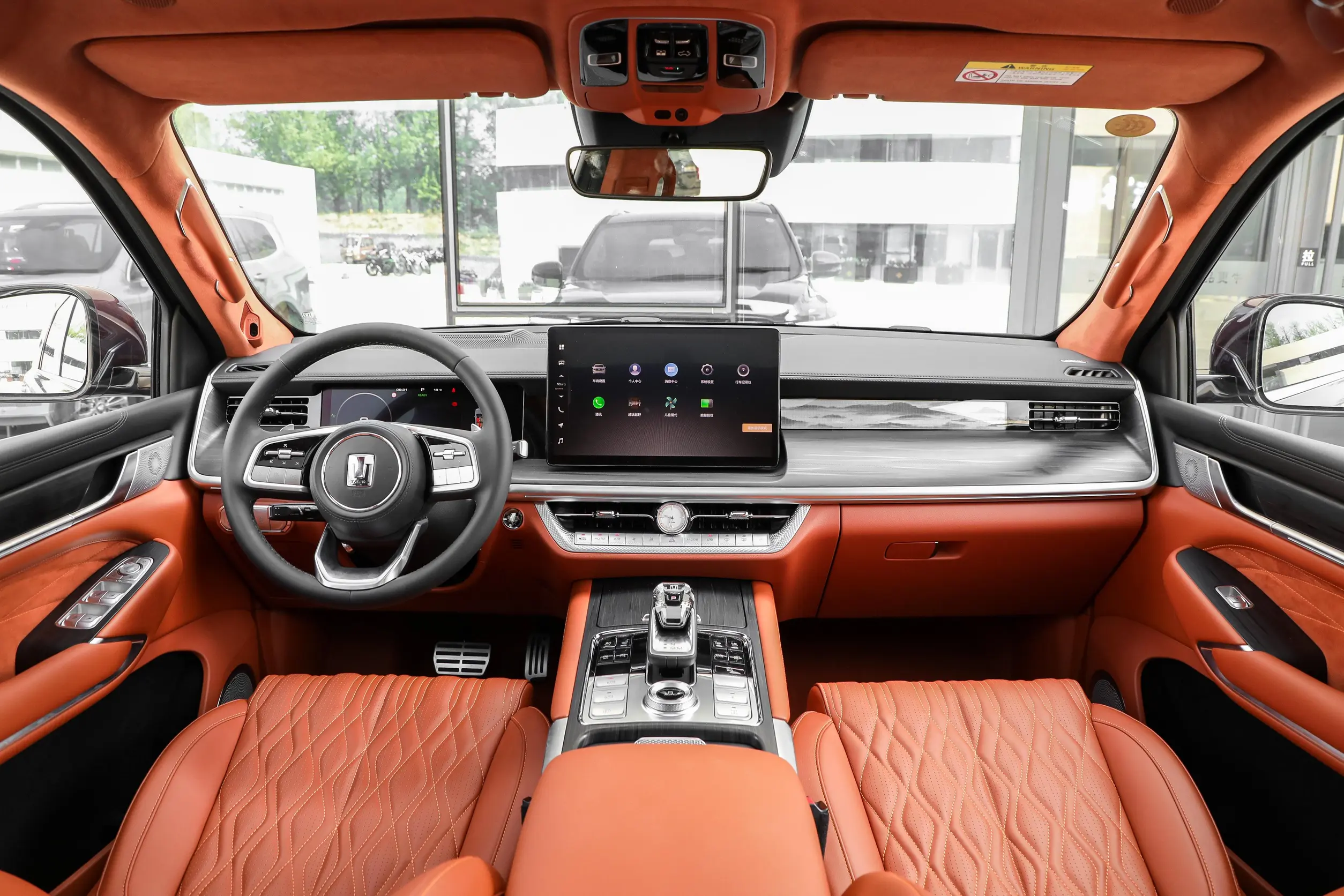 Tank 500 Front Details - Luxury Craftsmanship