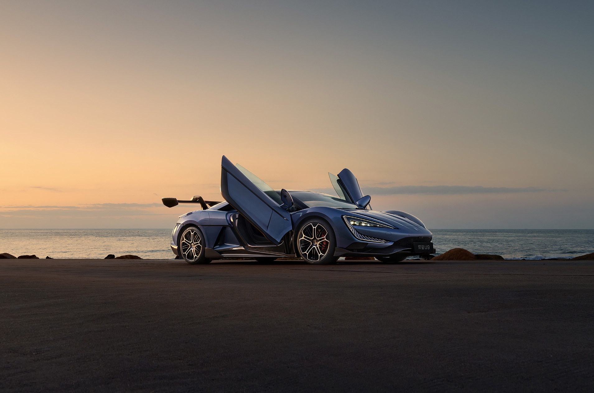 BYD Yangwang U9 Side Profile - Electric Supercar Design