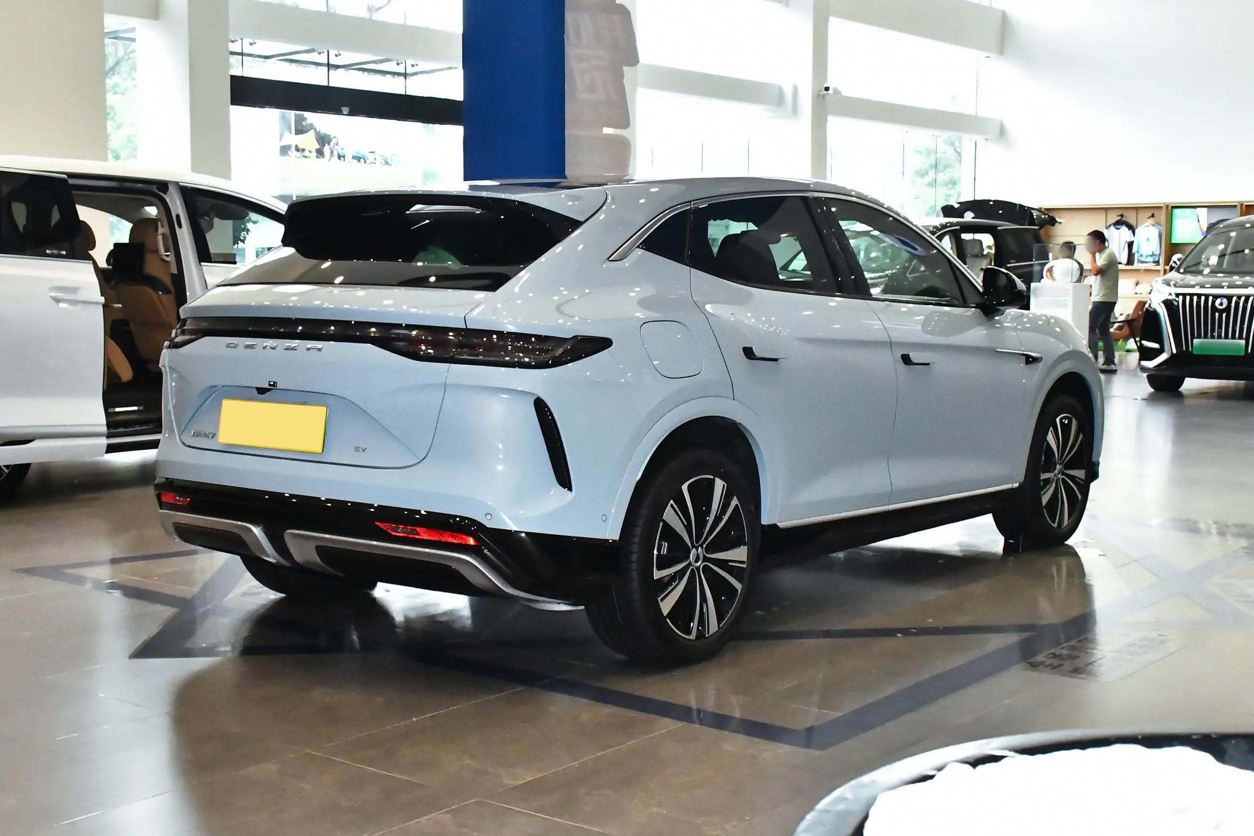 BYD Denza N7 EV Side Profile - Electric SUV