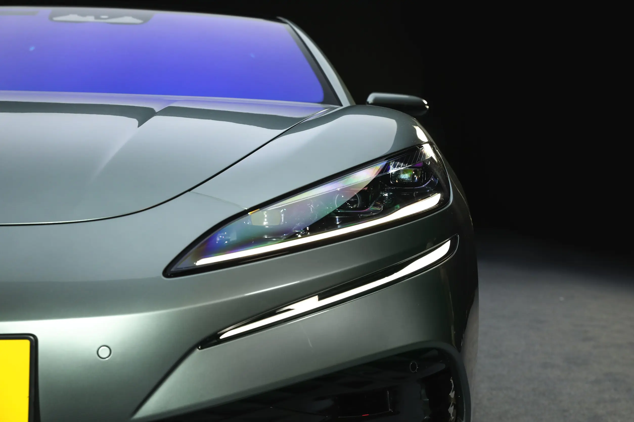 BYD Denza Z9GT Interior Dashboard - Luxury Cockpit