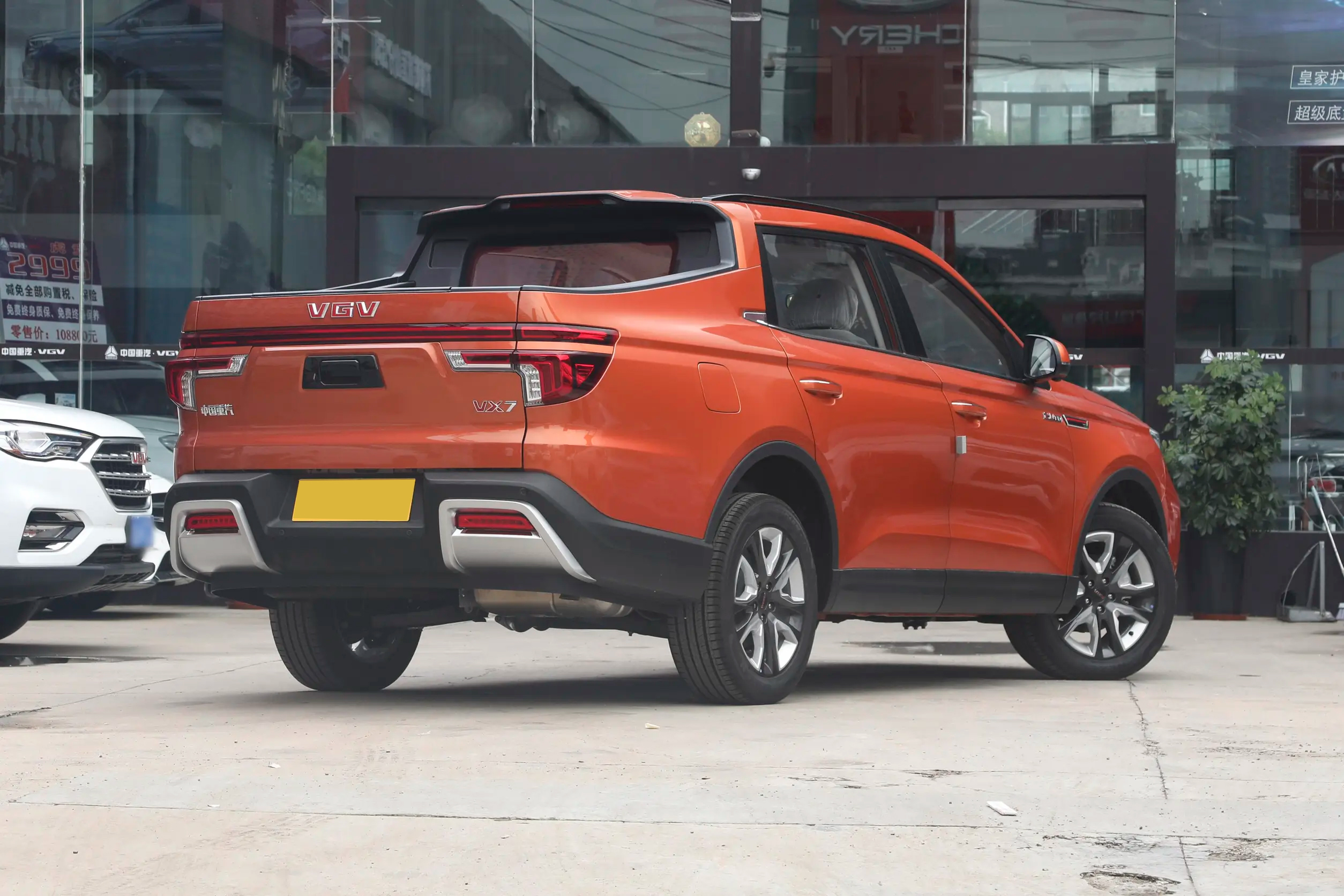 VGV VX7 Rear Quarter - Pickup Truck Stance