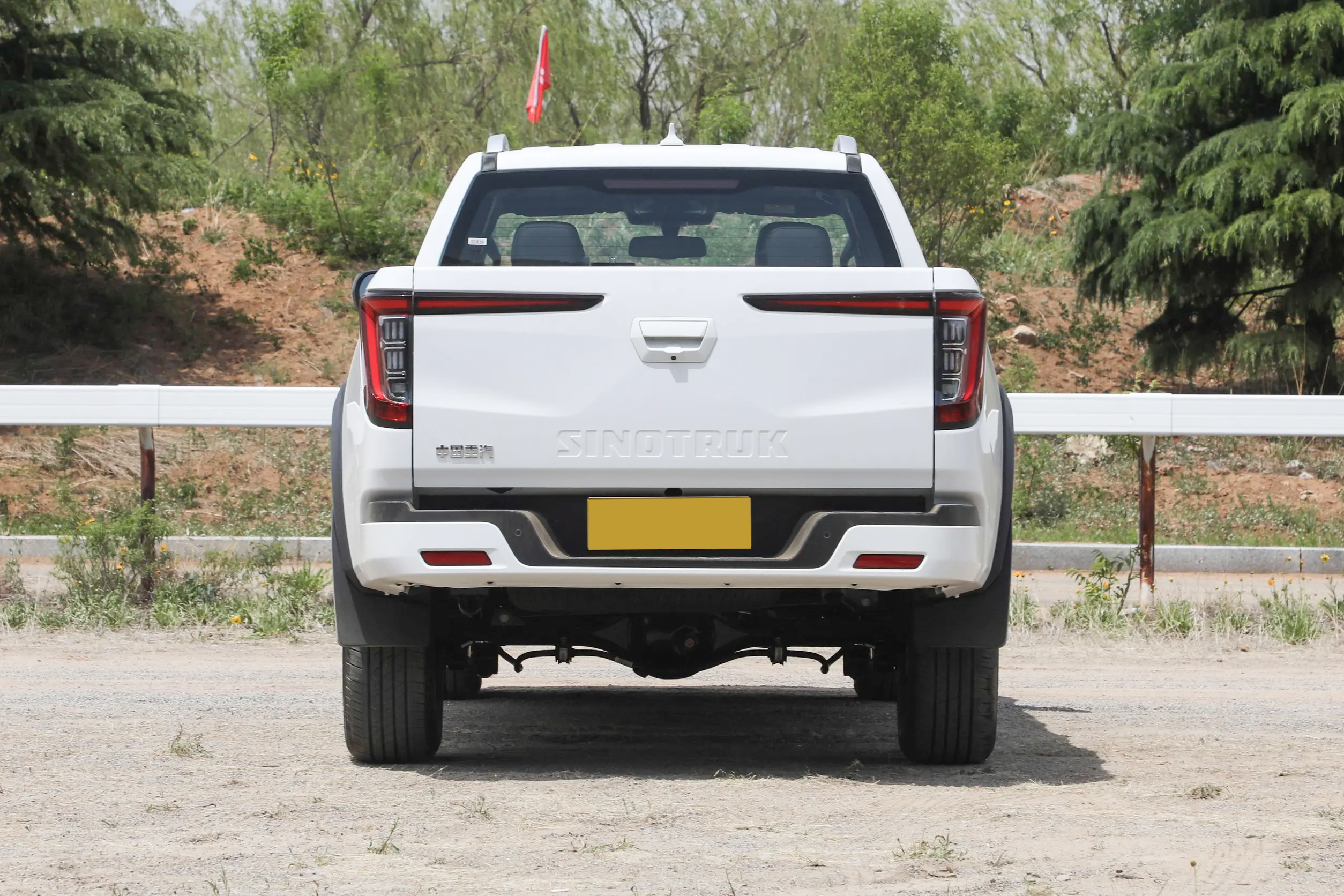 BOLDEN S9 Rear Design - Diesel Pickup Truck