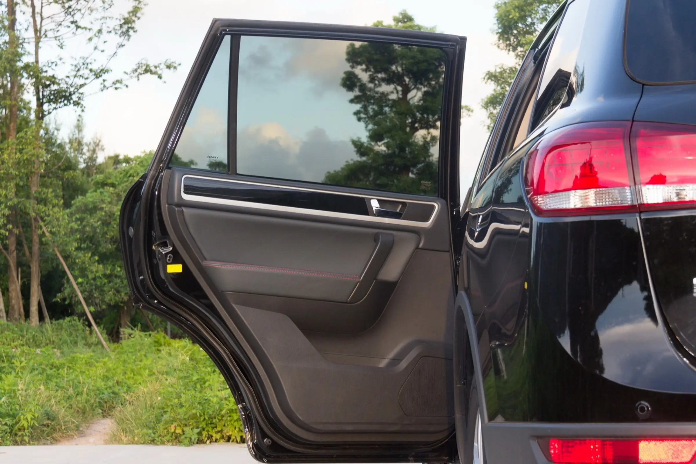 YEMA T70 Side Profile - BYD Cars SUV Proportions