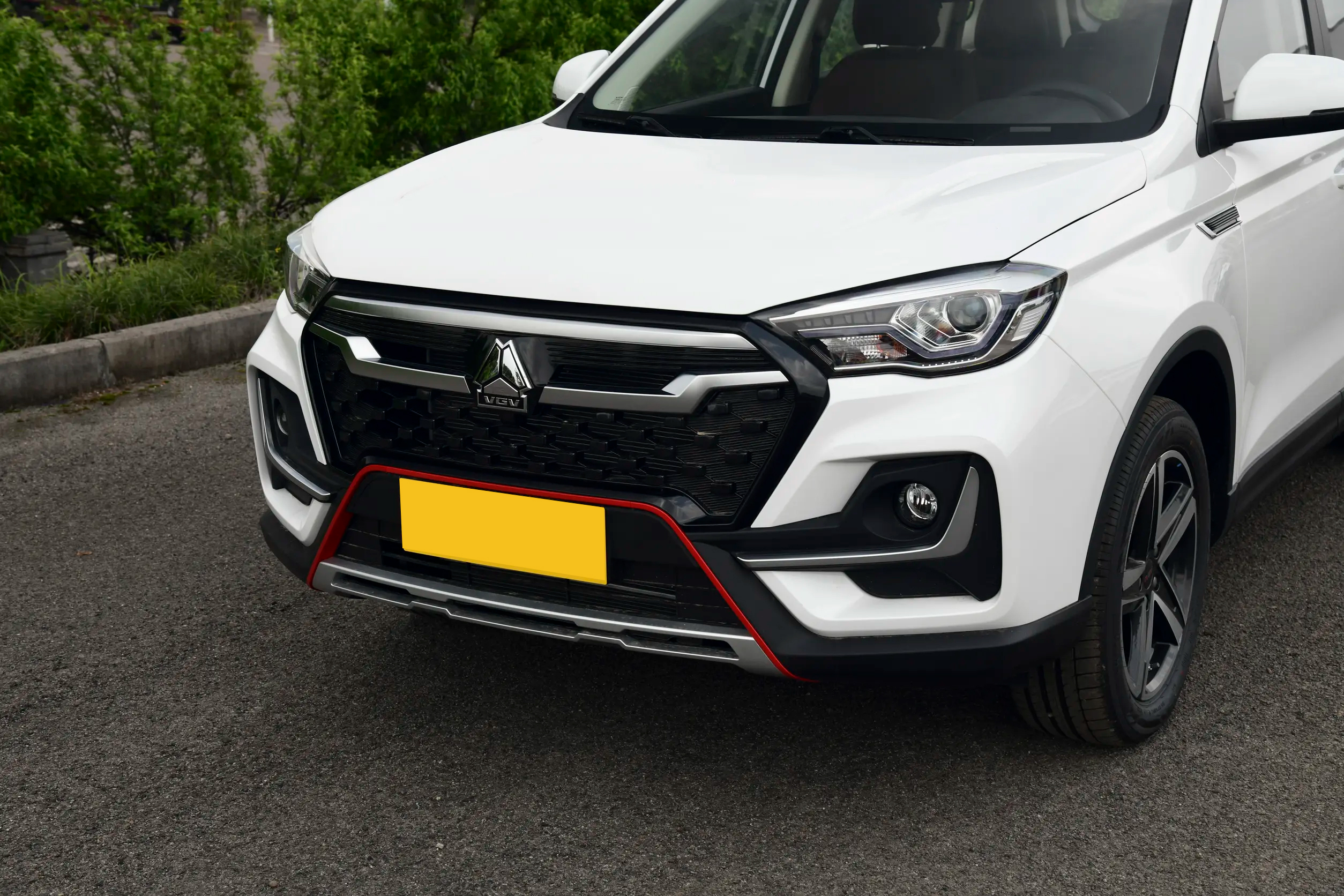 VGV U70PLUS Front Details - Gasoline SUV Features