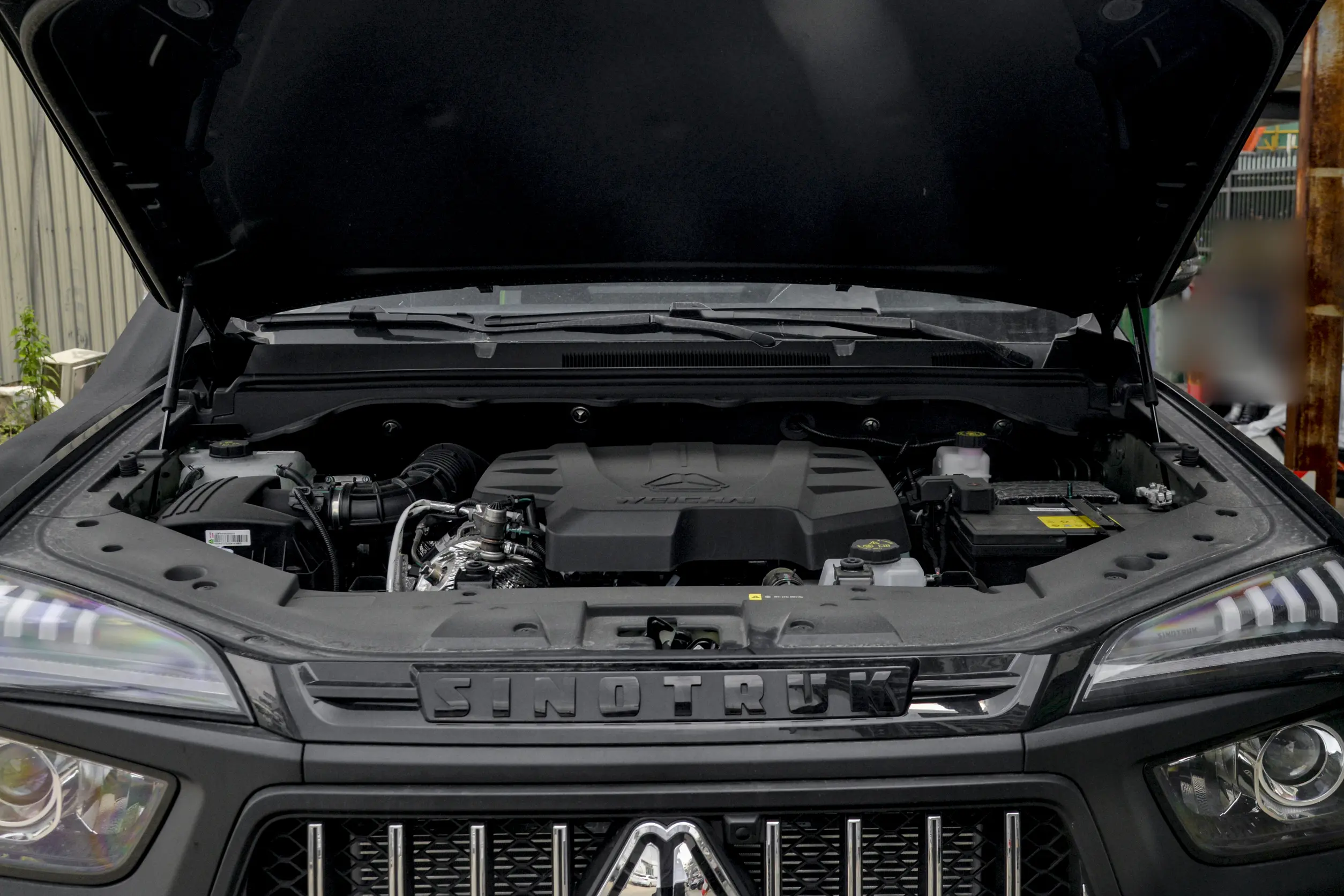 BOLDEN S6 Engine Bay Layout - Efficient Powertrain