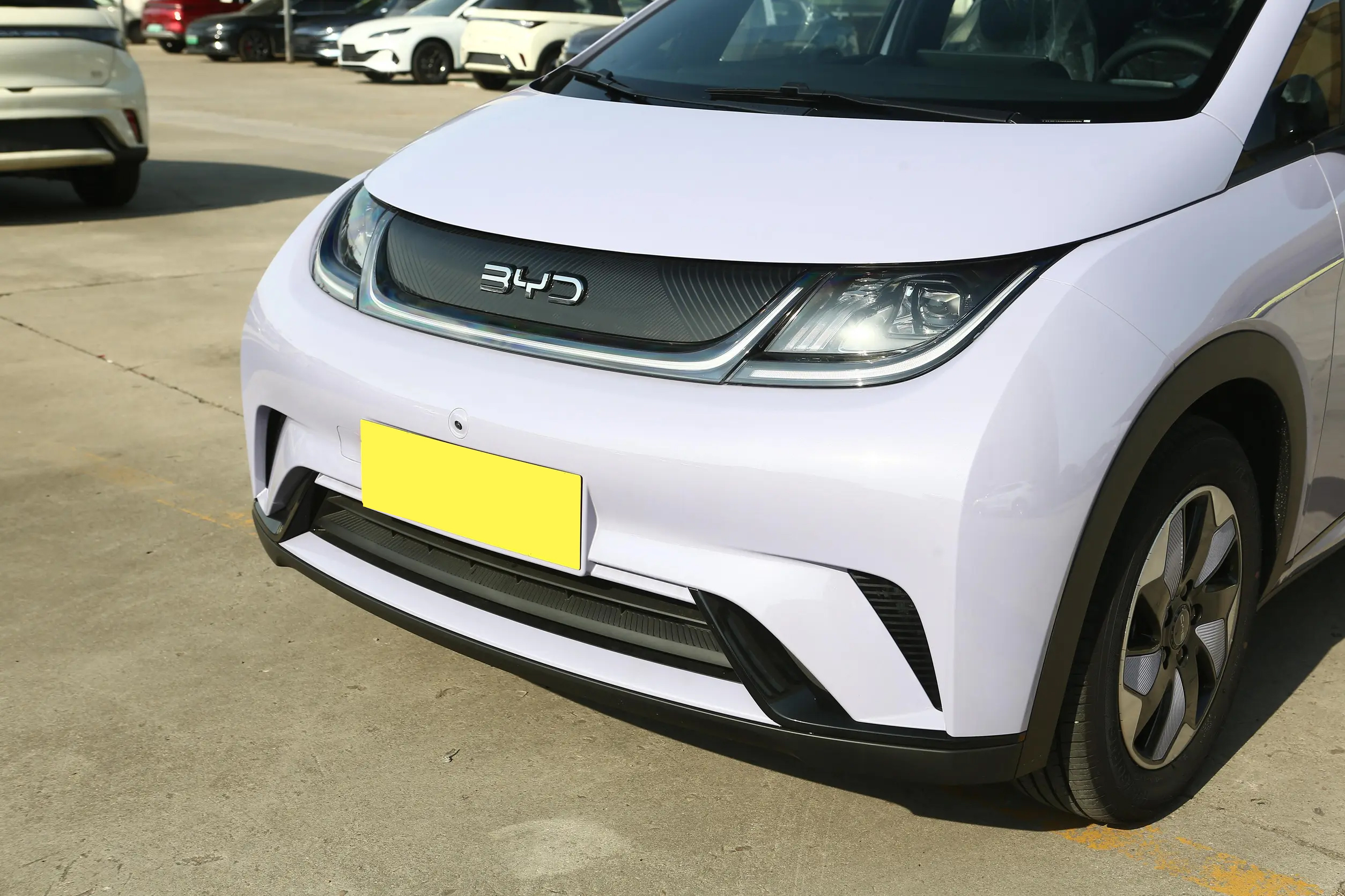 YD Dolphin Front Angle - Urban Electric Vehicle